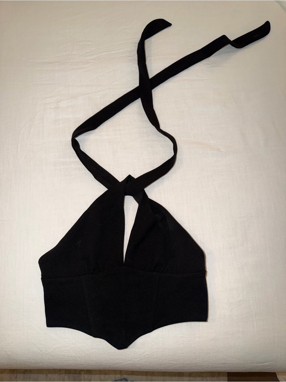 White Fox | Black Halter Keyhole Crop Top